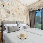 Angelos Villa Katelios