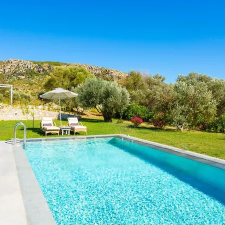 Angelos Villa